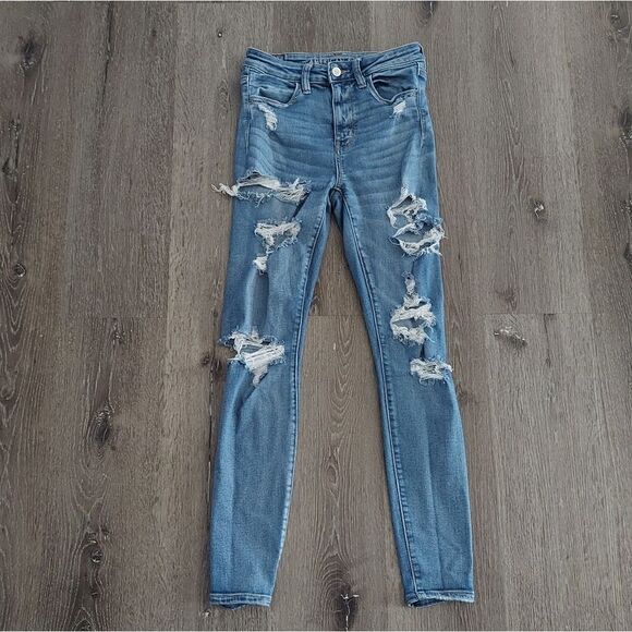 American Eagle High Rise Distressed Skinny Jeans Size 4 Regular - Picture 1 of 9
